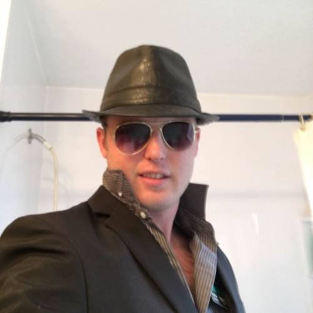 Meet your Posher, Chad
